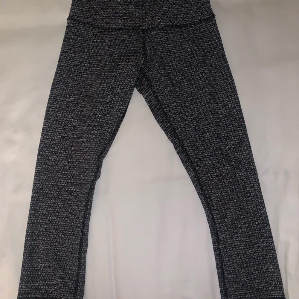 Lululemon capris